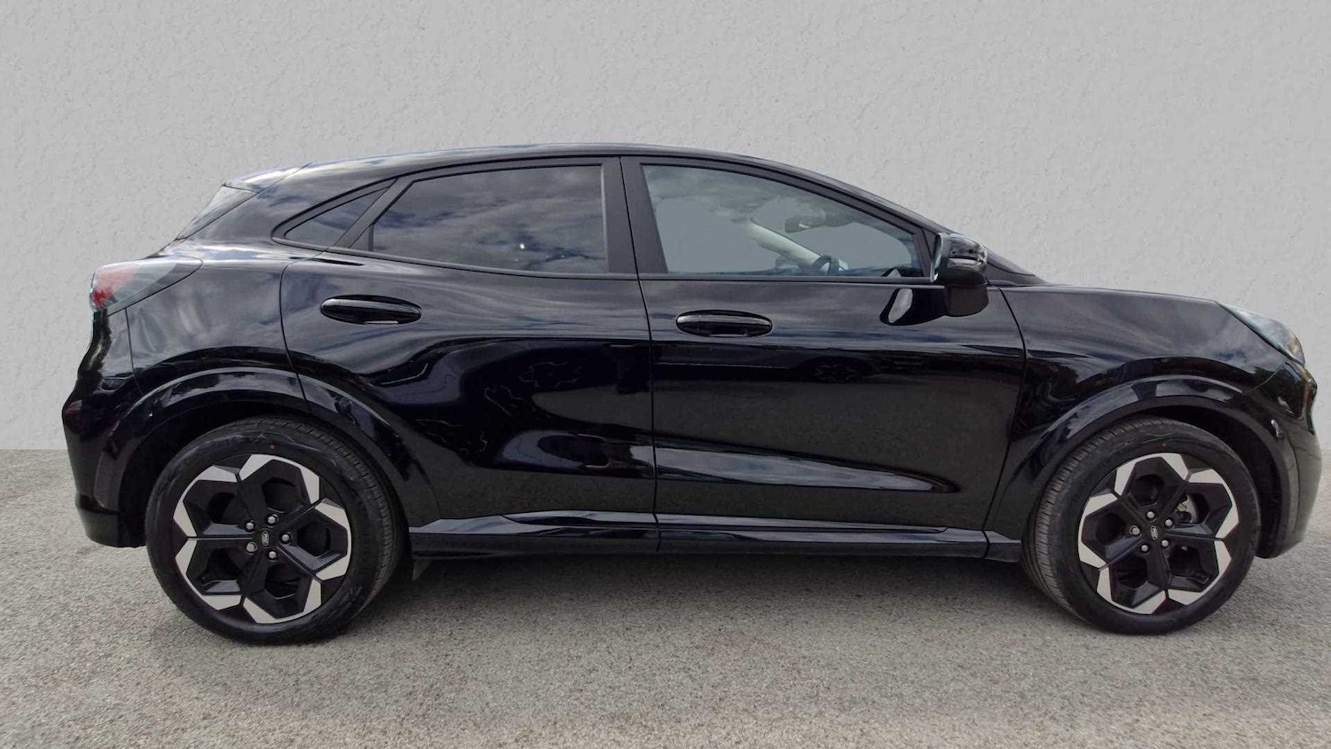 Used Ford Puma 2025 for sale - 76889838: Photo 3