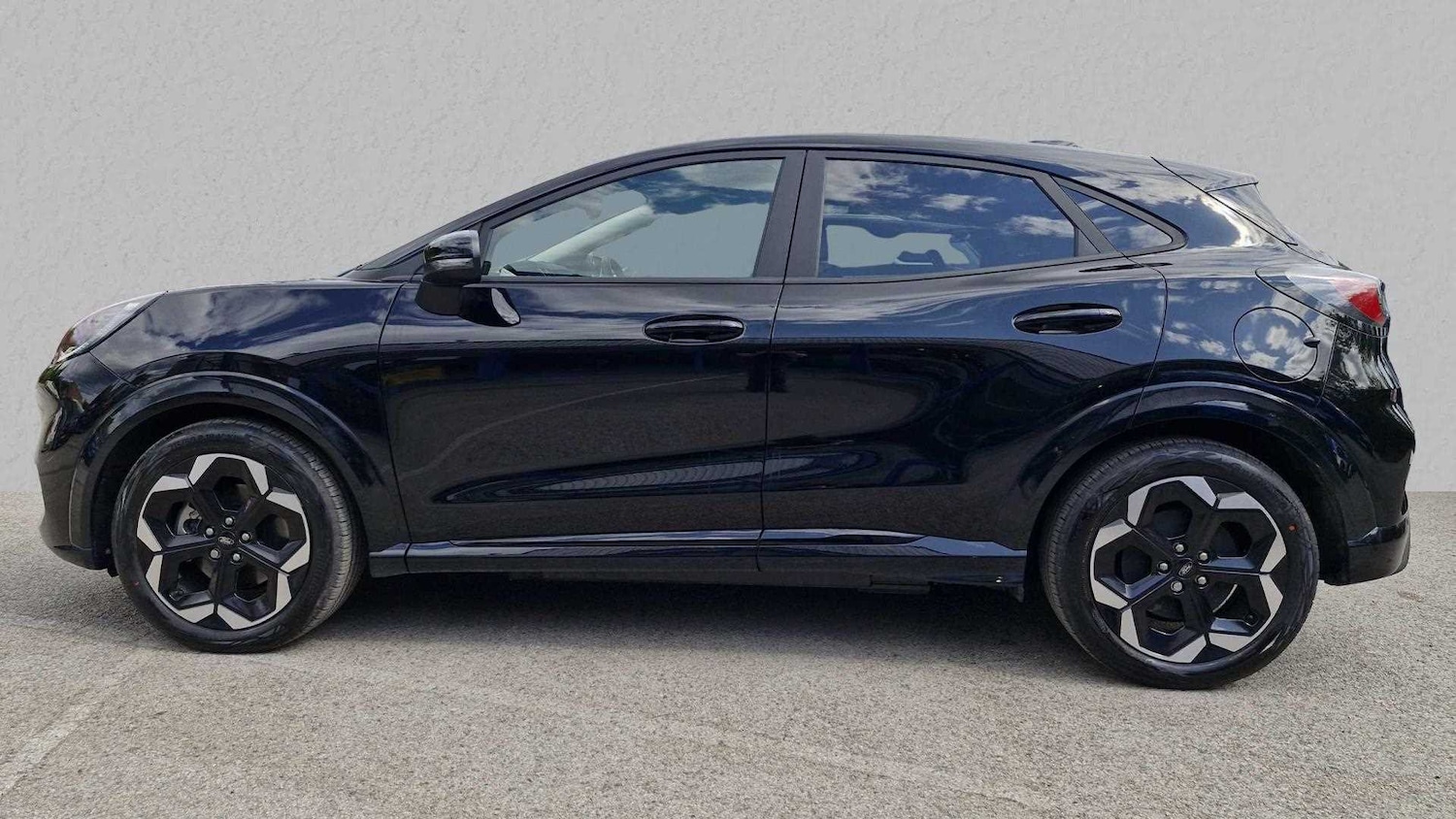 Used Ford Puma 2025 for sale - 76889838: Photo 4