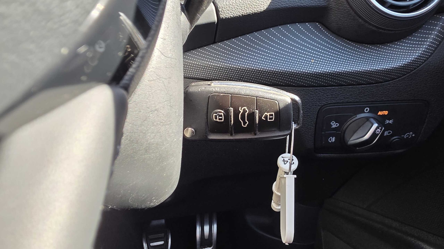 Used Audi Q2 2018 for sale - 76610544: Photo 27