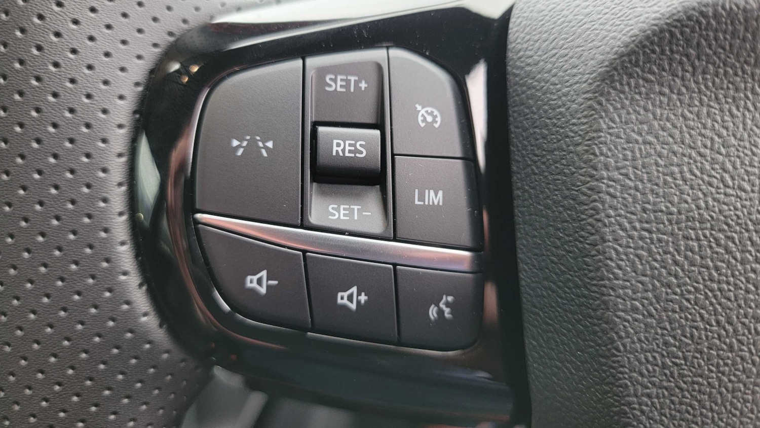 Used Ford Puma 2025 for sale - 76827731: Photo 25