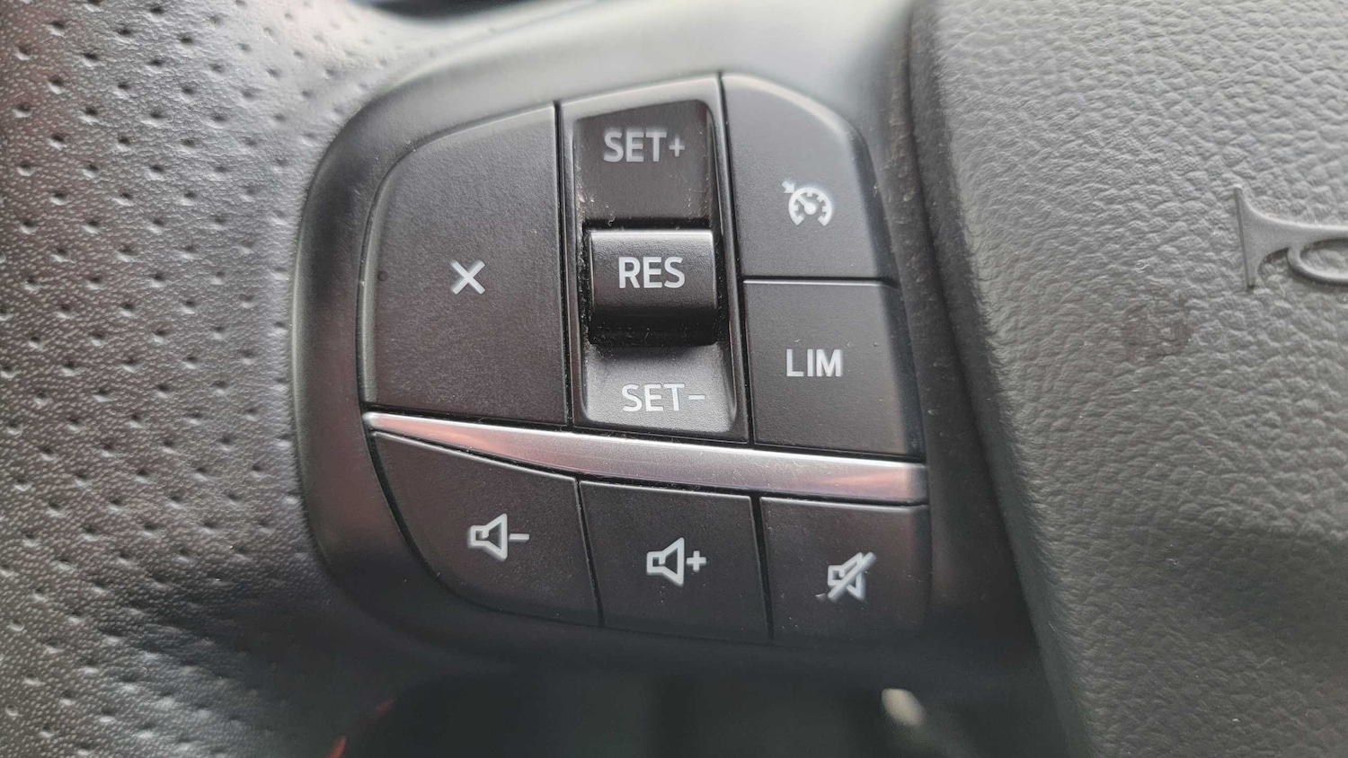 Used Ford Kuga 2020 for sale - 76310762: Photo 32