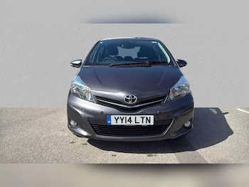 Used Toyota Yaris 2014 for sale - 75903392: Photo