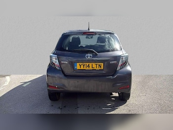 Used Toyota Yaris 2014 for sale - 75903392: Photo
