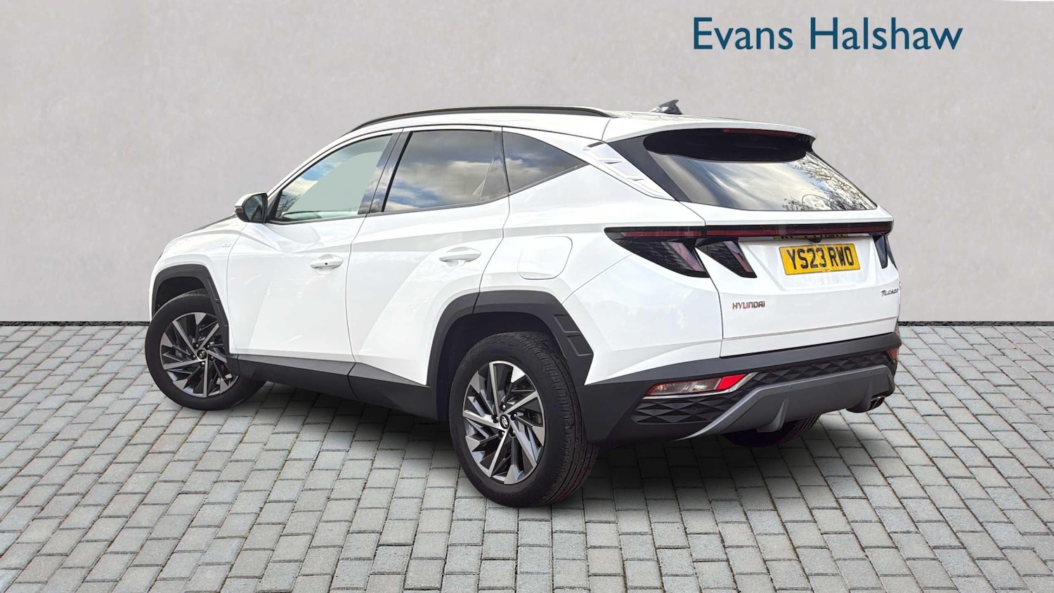 Used Hyundai TUCSON 2023 for sale - 77018842: Photo 3