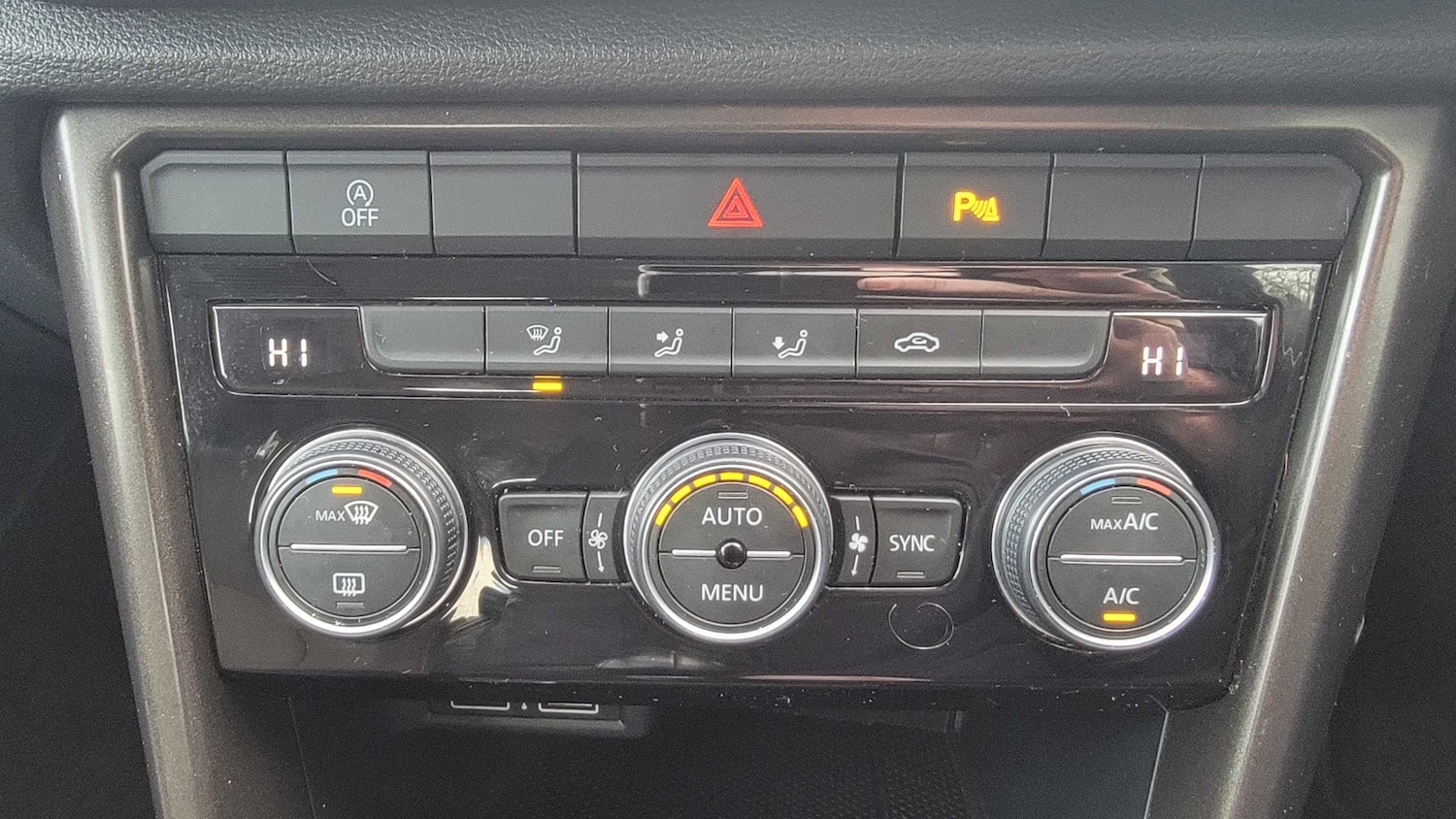 Used Volkswagen T-Roc 2019 for sale - 77044196: Photo 21