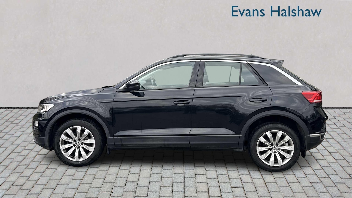 Used Volkswagen T-Roc 2019 for sale - 77044196: Photo 7