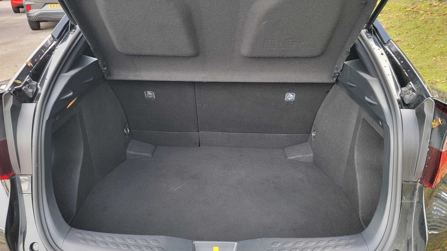 Used Toyota C-HR 2022 for sale - 75931035: Photo 13