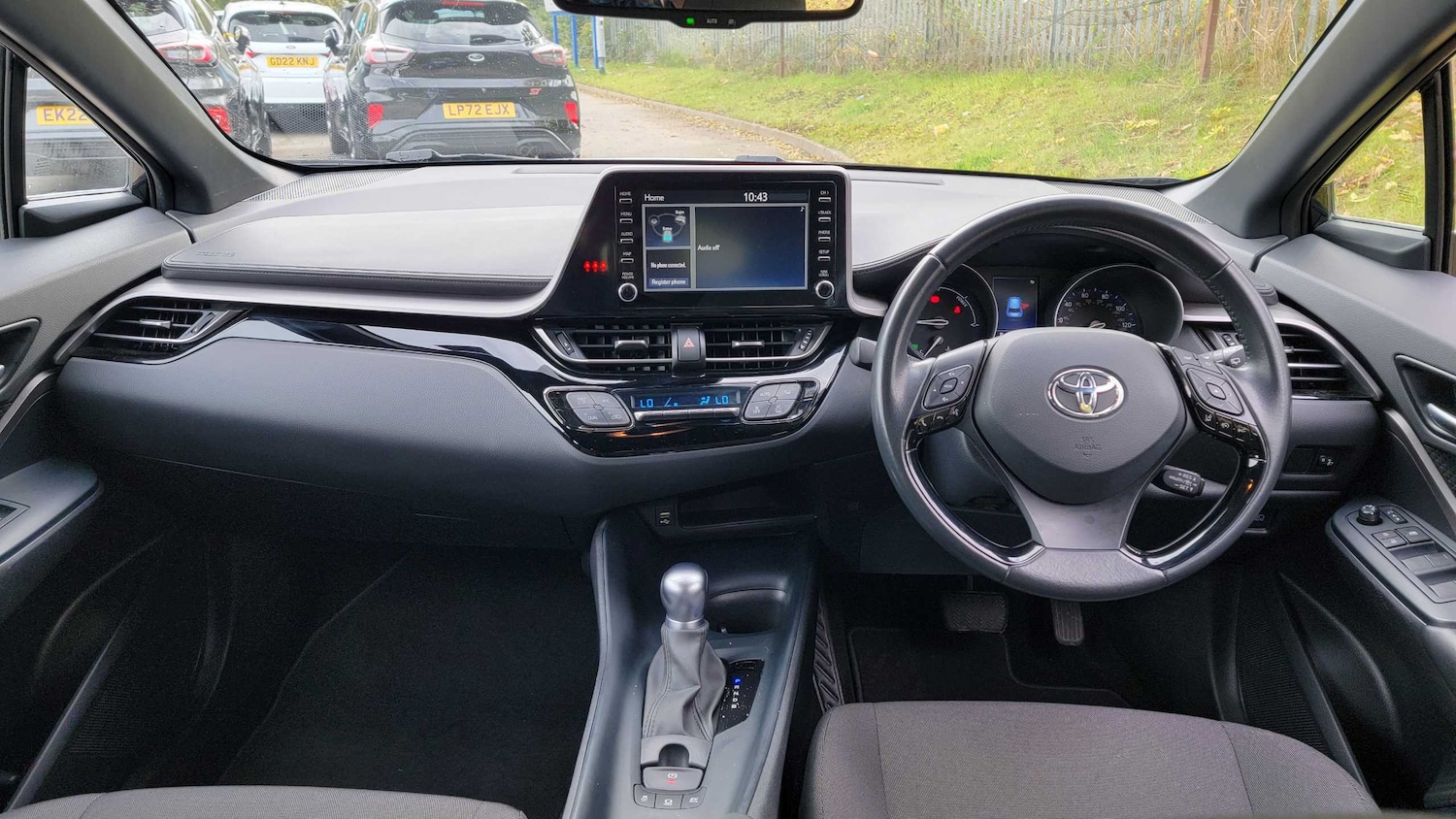 Used Toyota C-HR 2022 for sale - 75931035: Photo 16