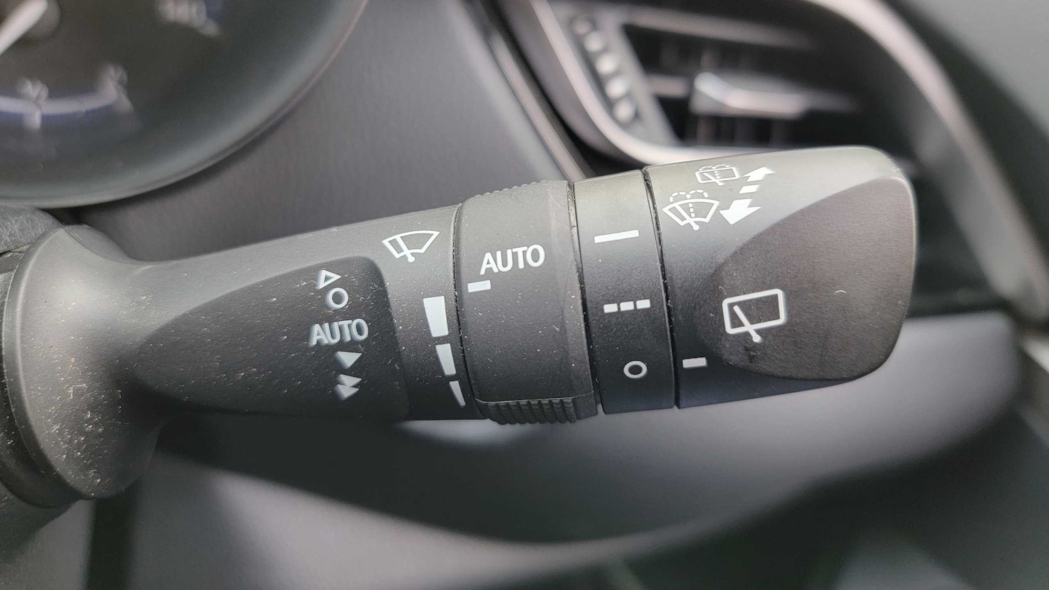 Used Toyota C-HR 2022 for sale - 75931035: Photo 22