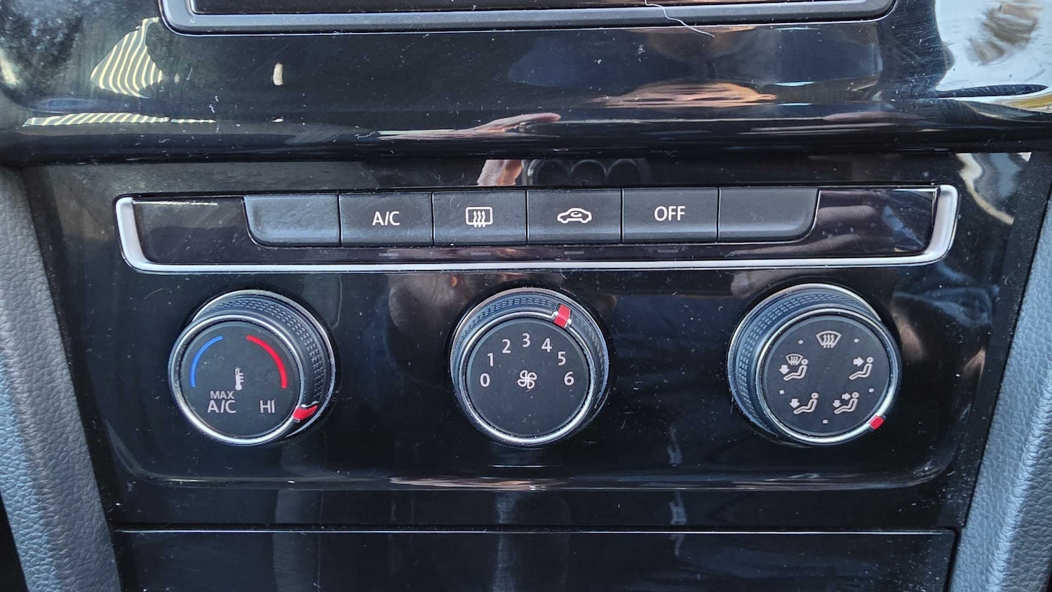 Used Volkswagen Golf 2015 for sale - 76362573: Photo 21