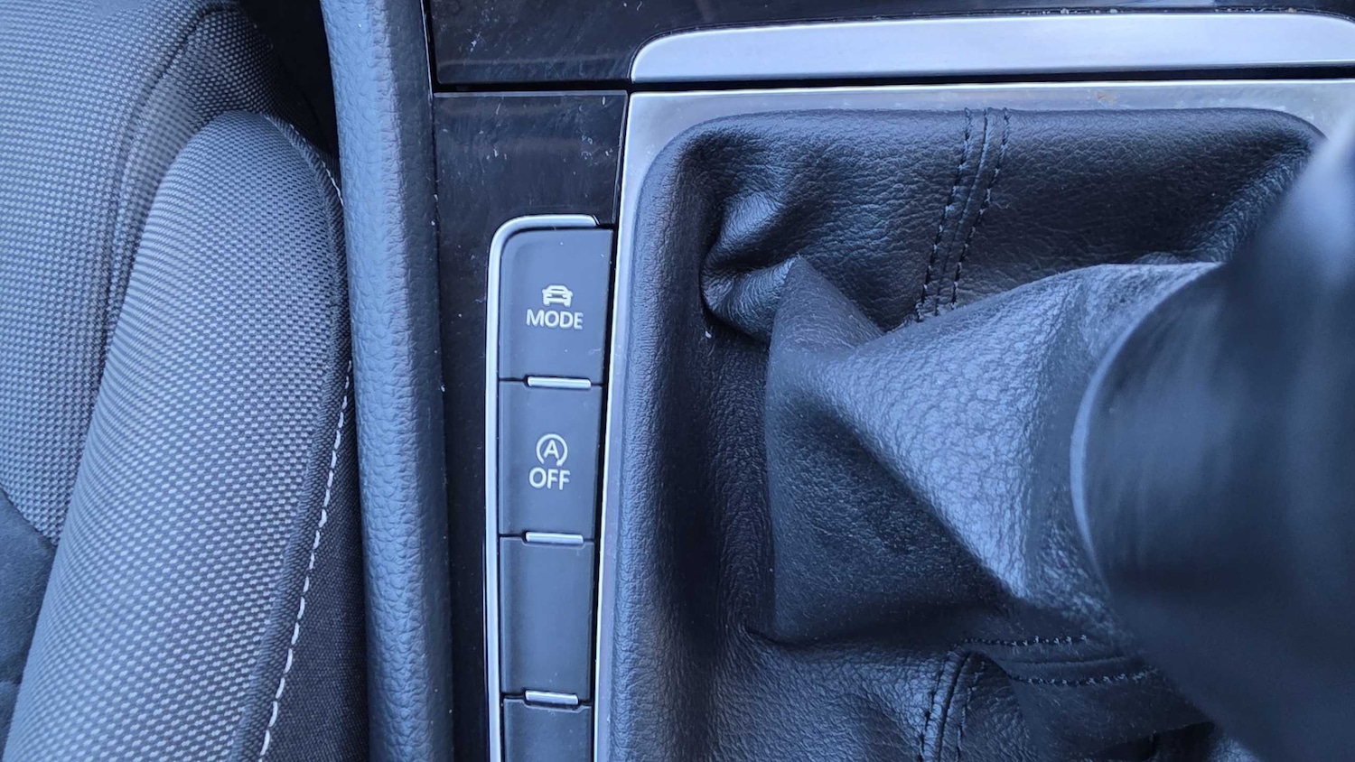 Used Volkswagen Golf 2015 for sale - 76362573: Photo 24