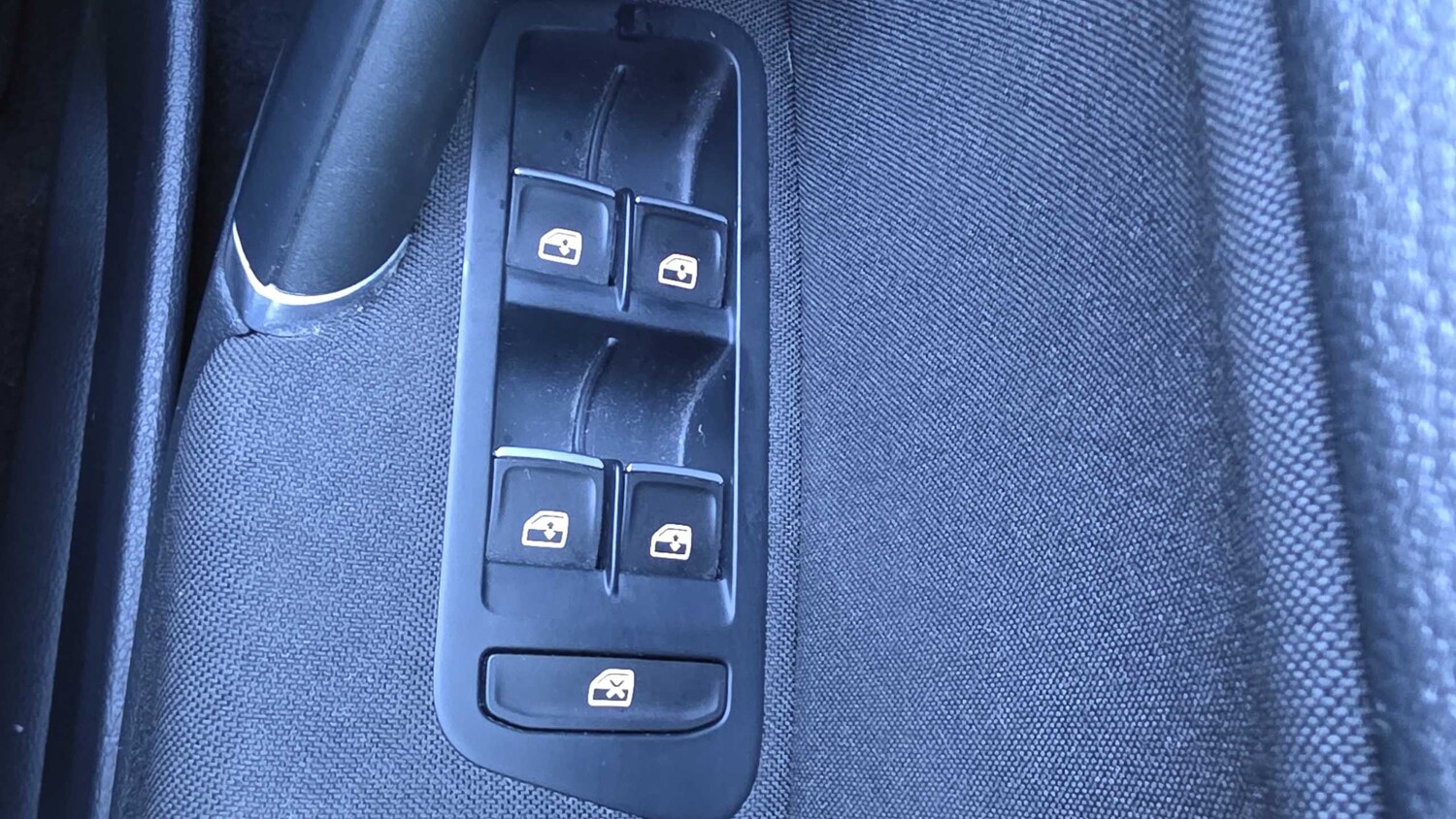 Used Volkswagen Golf 2015 for sale - 76362573: Photo 28