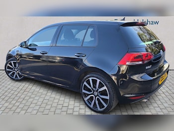 Used Volkswagen Golf 2015 for sale - 76362573: Photo