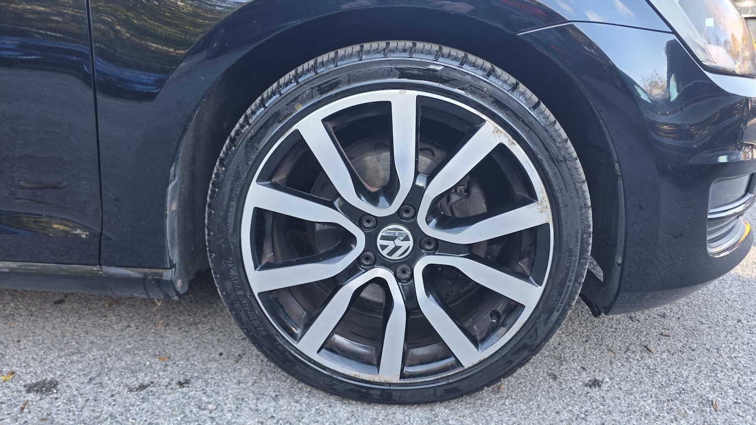 Used Volkswagen Golf 2015 for sale - 76362573: Photo 9