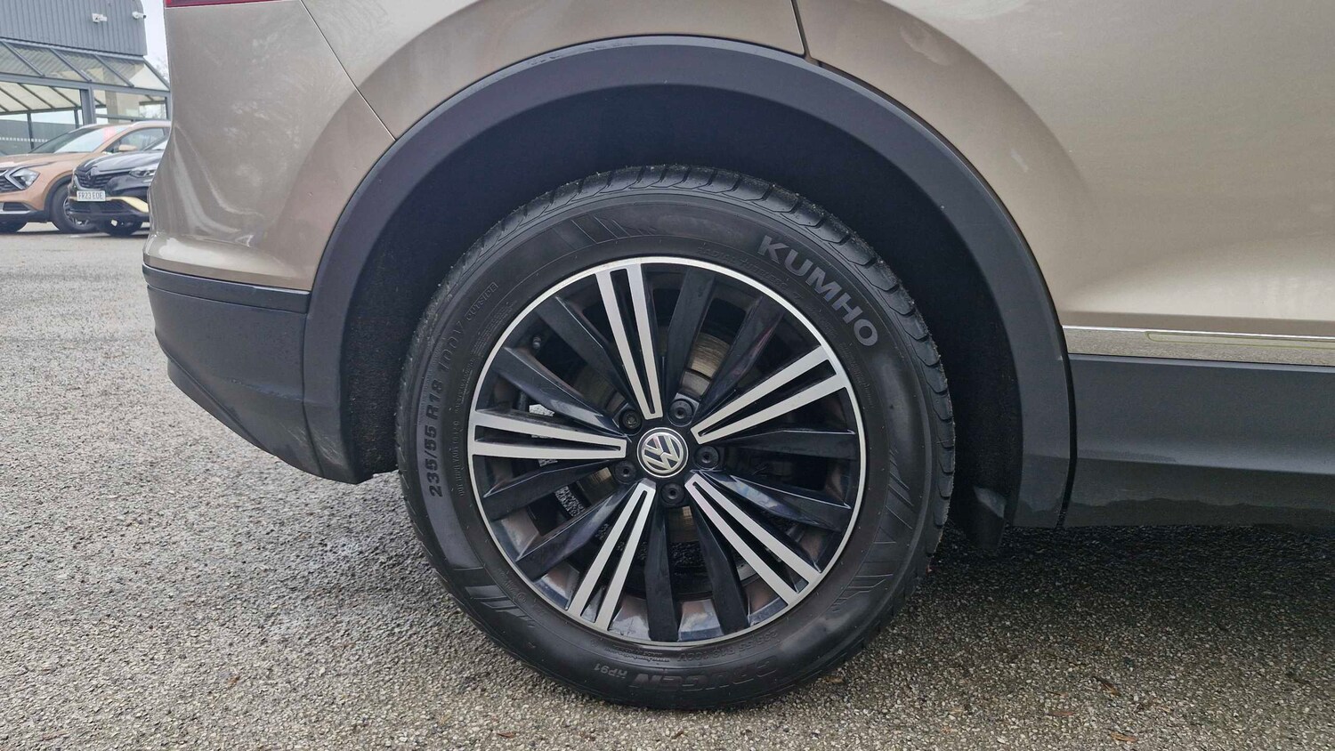 Used Volkswagen Tiguan 2018 for sale - 77347933: Photo 11