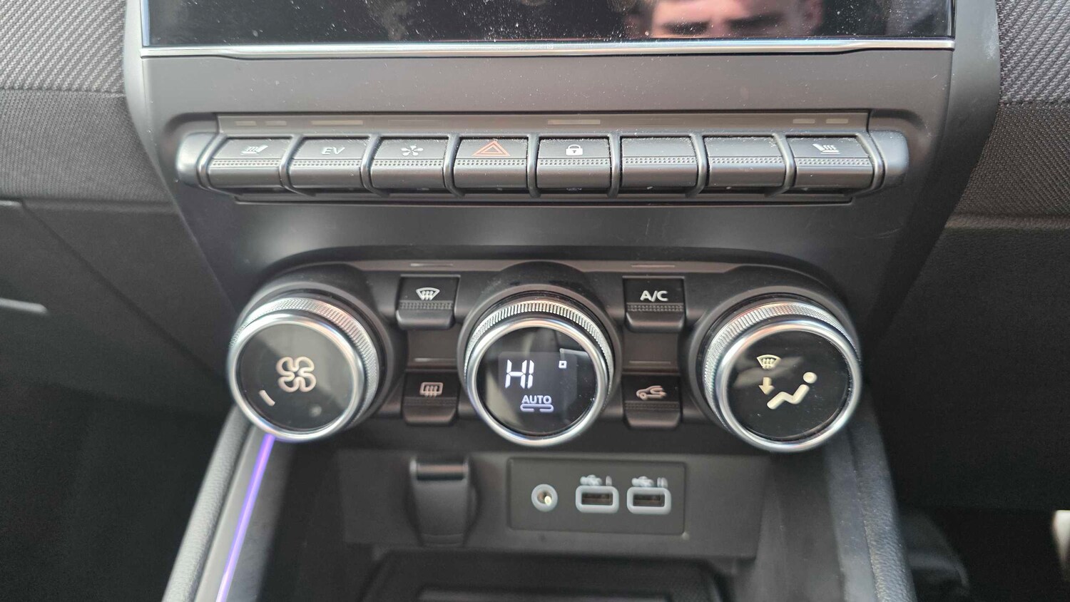 Used Renault Clio 2024 for sale - 77674834: Photo 25