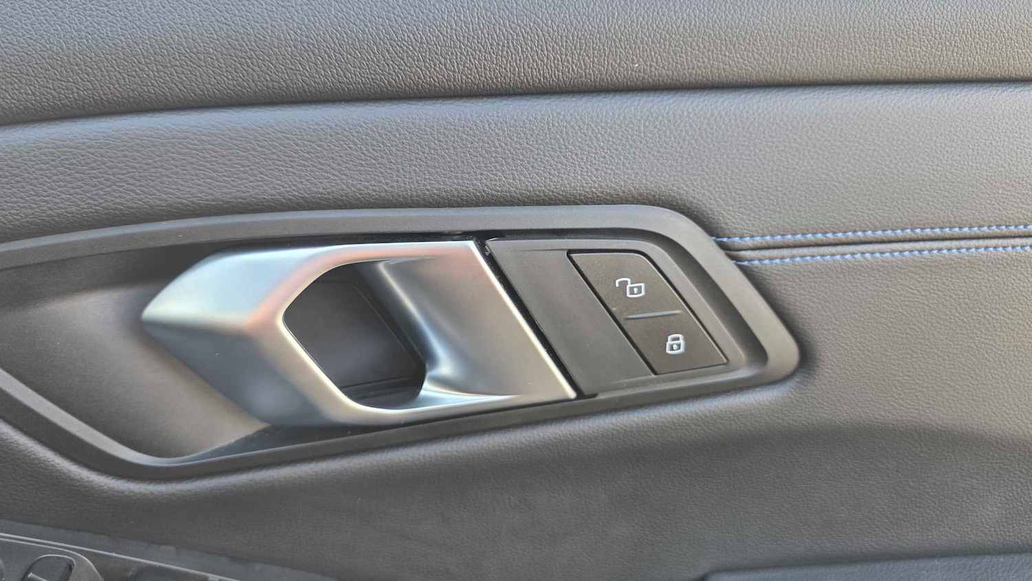 Used BMW 3 Series 2024 for sale - 77429057: Photo 31