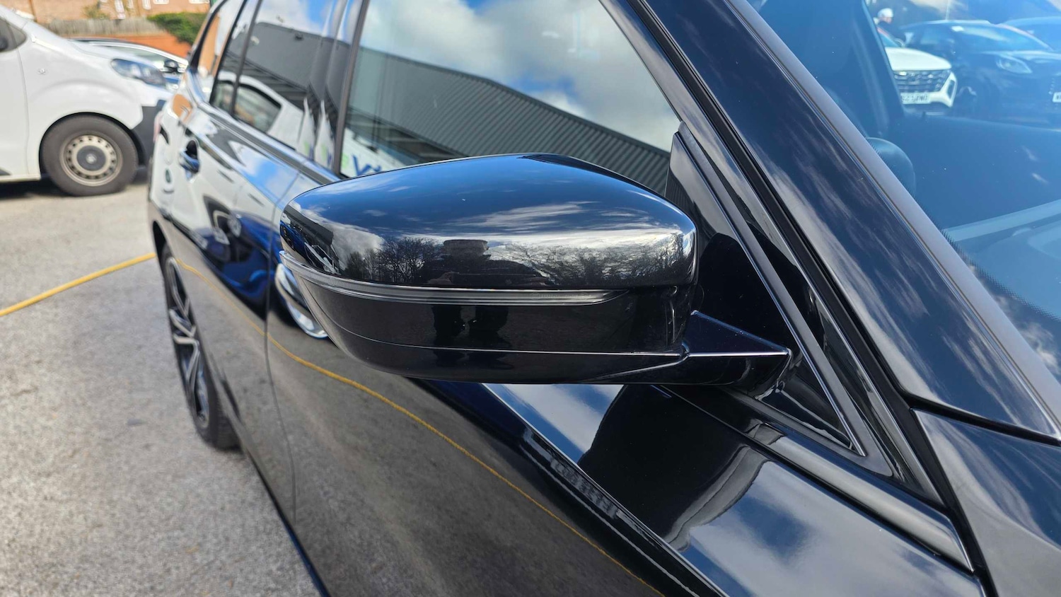 Used BMW 3 Series 2024 for sale - 77429057: Photo 32