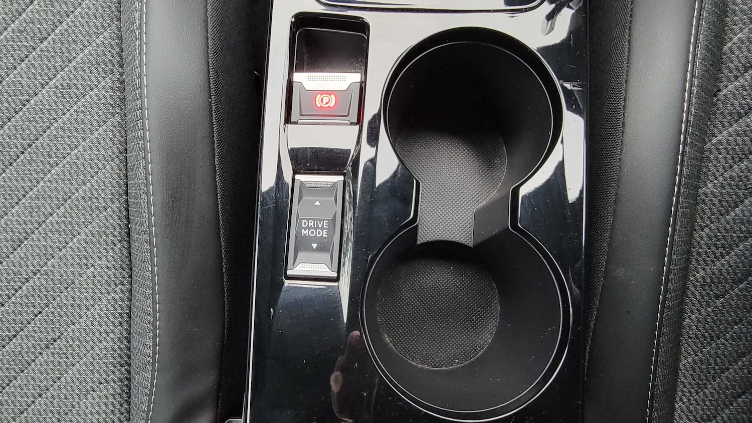 Used Peugeot 2008 2023 for sale - 76718120: Photo 21