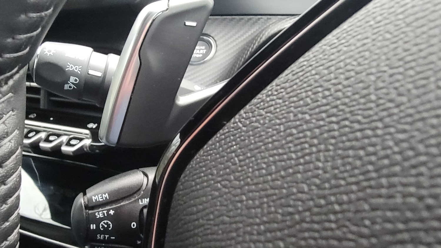 Used Peugeot 2008 2023 for sale - 76718120: Photo 23