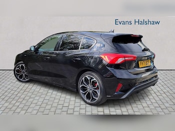 Used Ford Focus 2021 for sale - 76242512: Photo