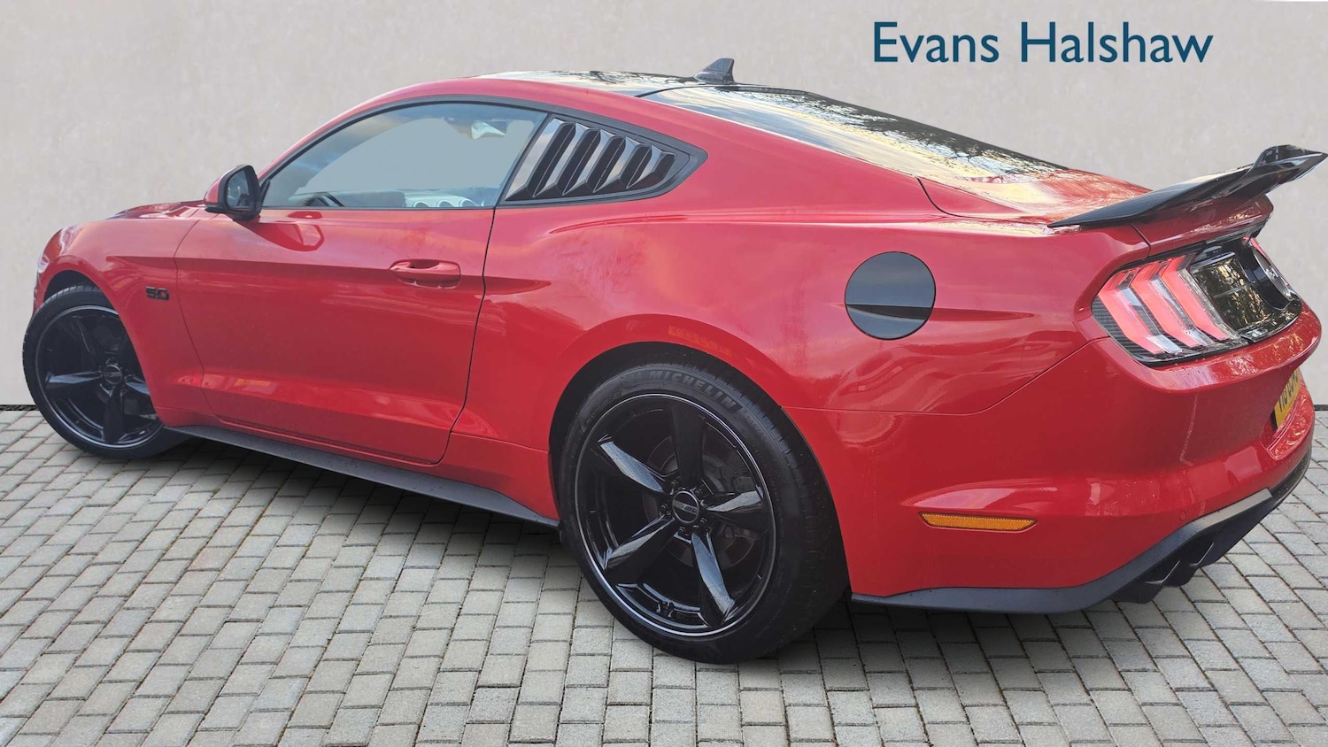 Used Ford Mustang 2021 for sale - 76661908: Photo 2