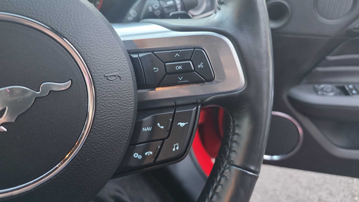 Used Ford Mustang 2021 for sale - 76661908: Photo 23