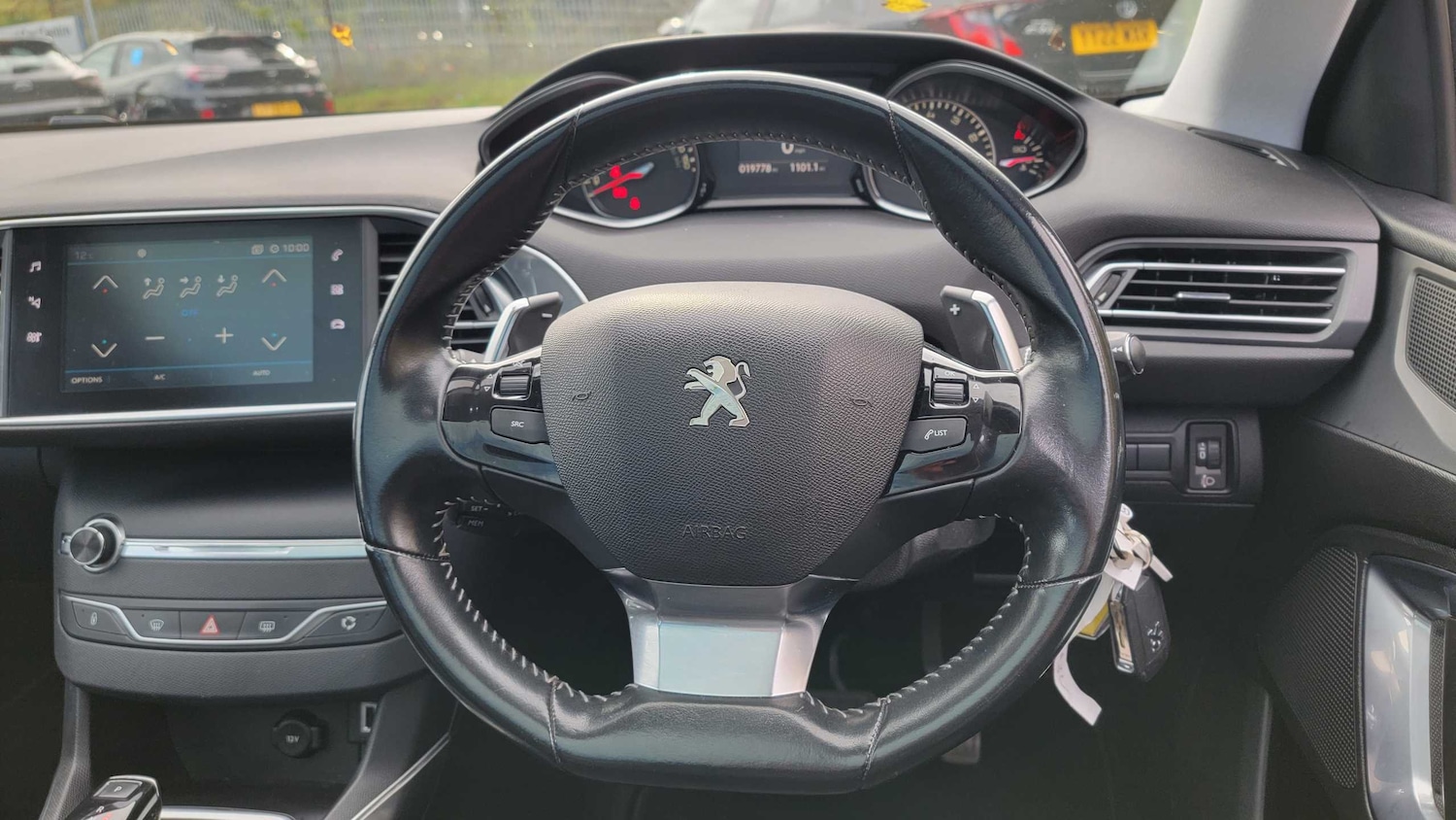 Used Peugeot 308 2018 for sale - 75993926: Photo 17