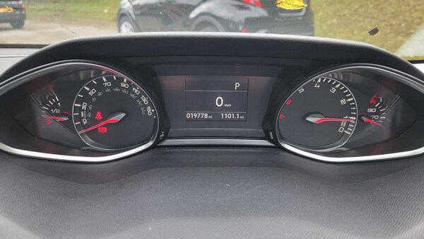 Used Peugeot 308 2018 for sale - 75993926: Photo 25