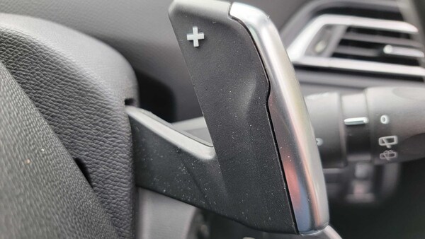 Used Peugeot 308 2018 for sale - 75993926: Photo 28