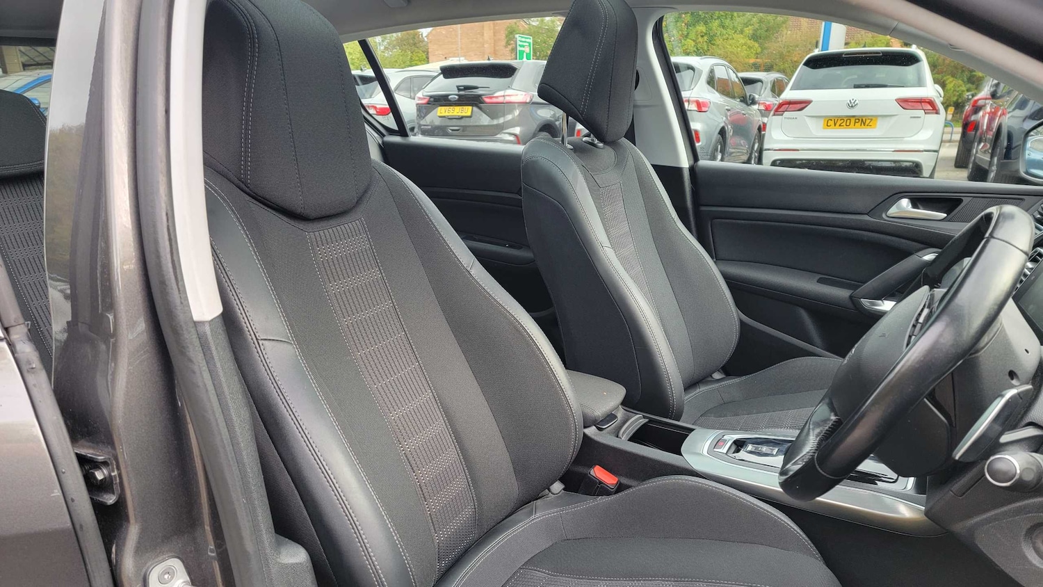 Used Peugeot 308 2018 for sale - 75993926: Photo 33