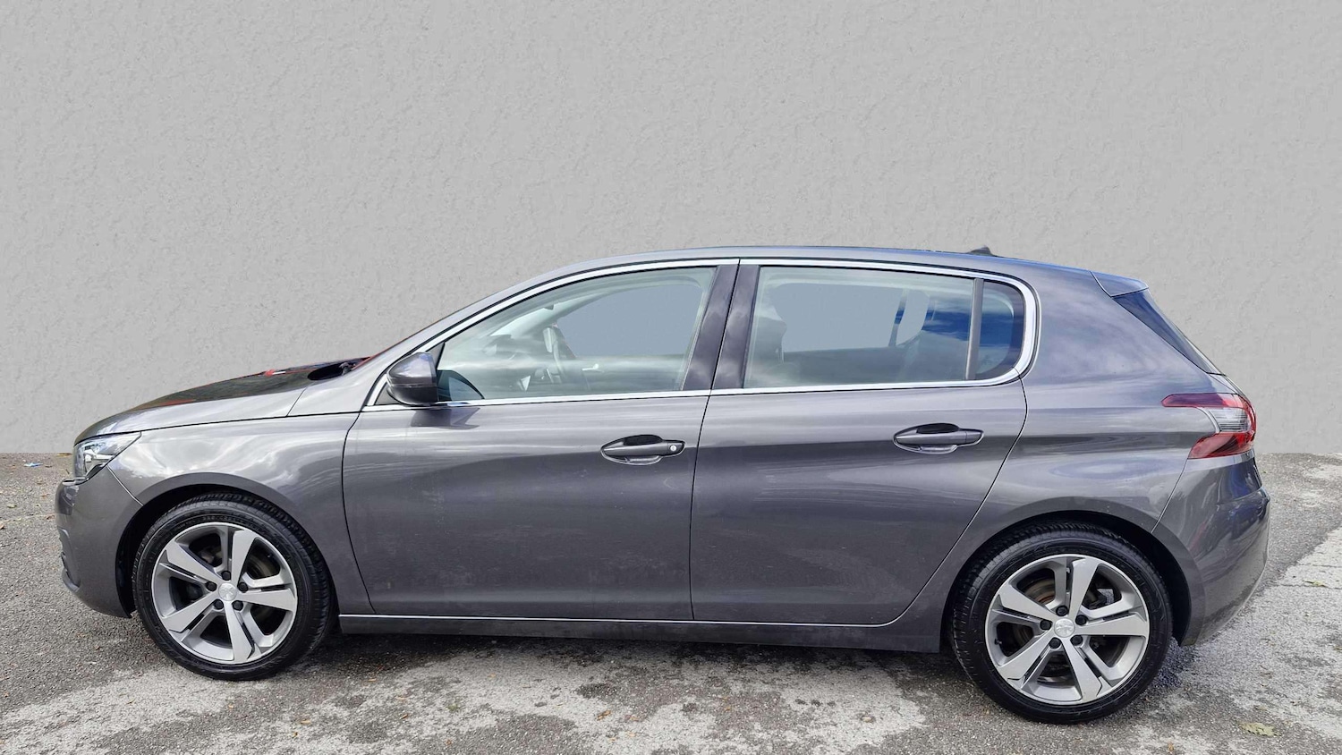 Used Peugeot 308 2018 for sale - 75993926: Photo 6