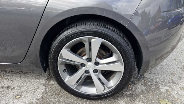 Used Peugeot 308 2018 for sale - 75993926: Photo 9