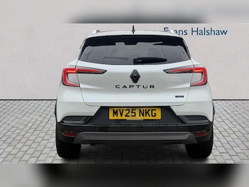 Used Renault Captur 2025 for sale - 77294270: Photo