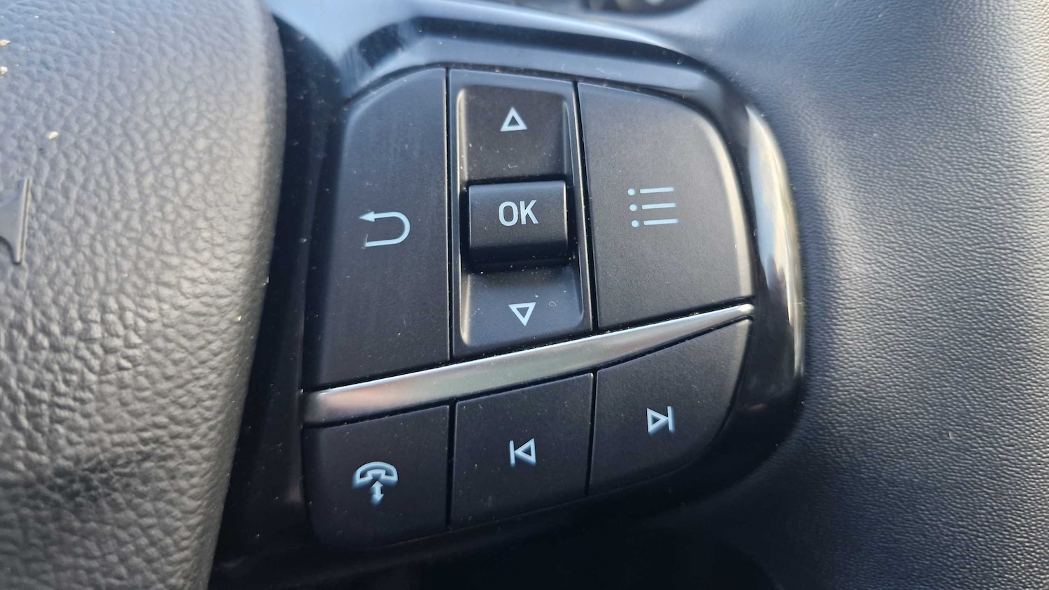 Used Ford Kuga 2025 for sale - 76339626: Photo 28