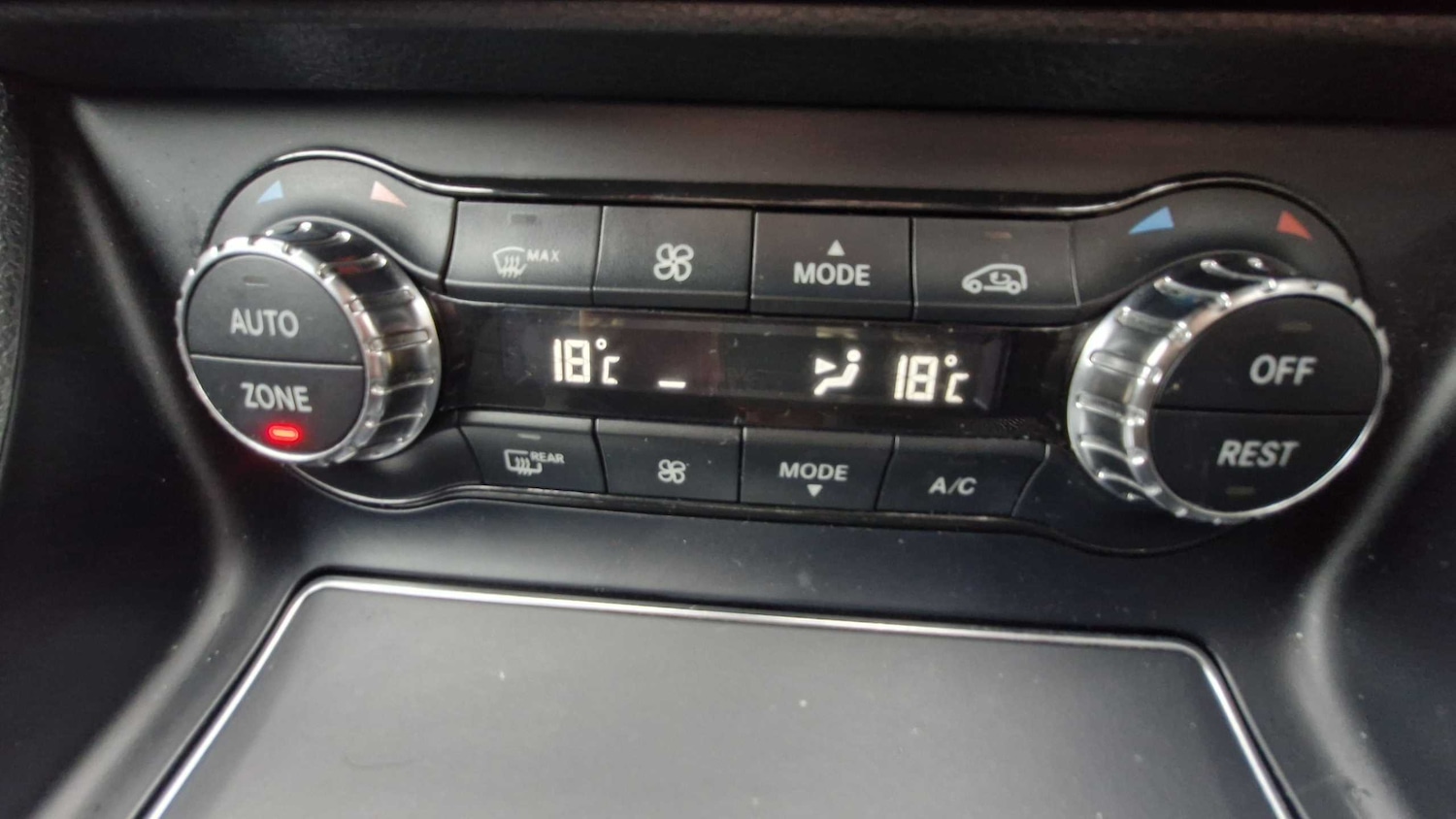 Used Mercedes-Benz CLA 2017 for sale - 76661885: Photo 26