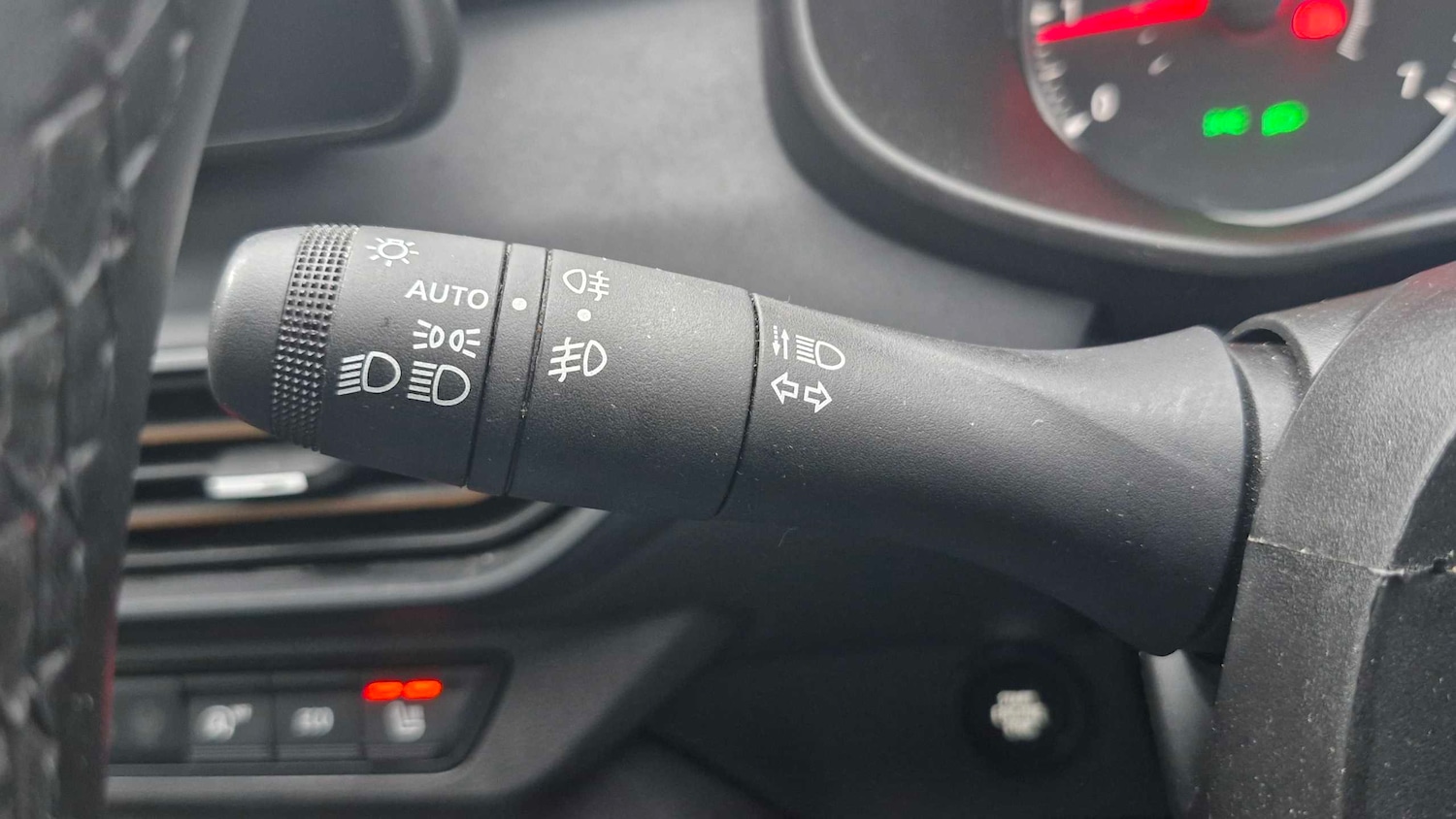 Used Dacia Jogger 2024 for sale - 76587661: Photo 30