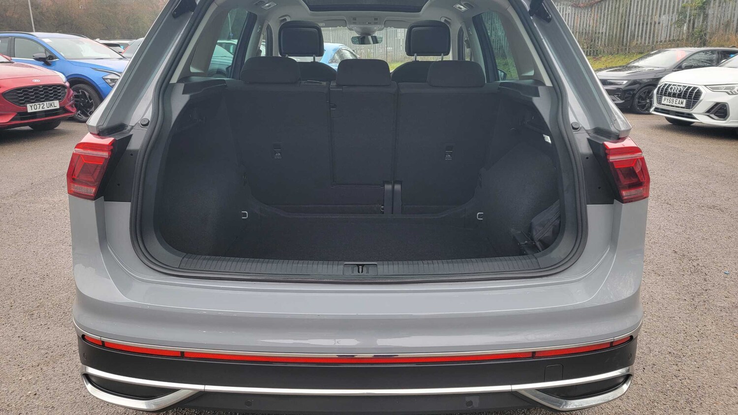 Used Volkswagen Tiguan 2021 for sale - 77553185: Photo 17