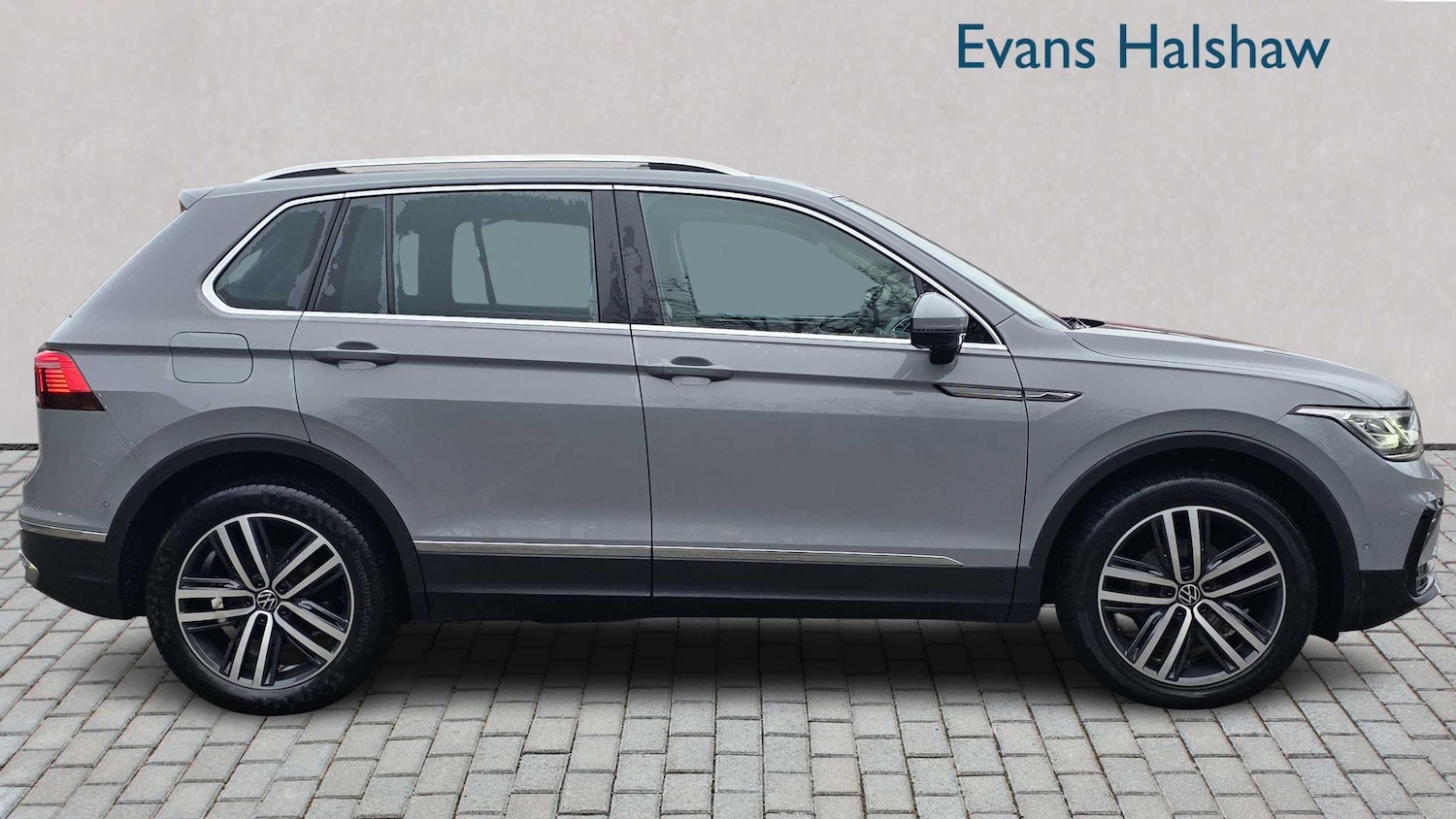 Used Volkswagen Tiguan 2021 for sale - 77553185: Photo 4