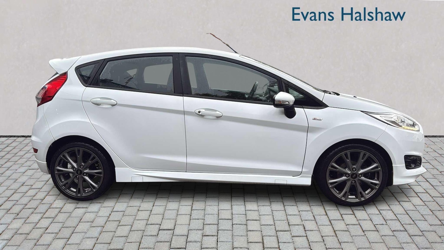 Used Ford Fiesta 2017 for sale - 76339636: Photo 7
