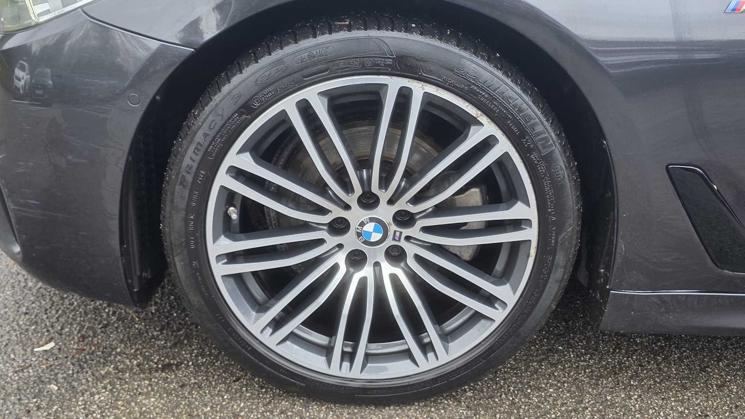 Used BMW 5 Series 2018 for sale - 77018858: Photo 11