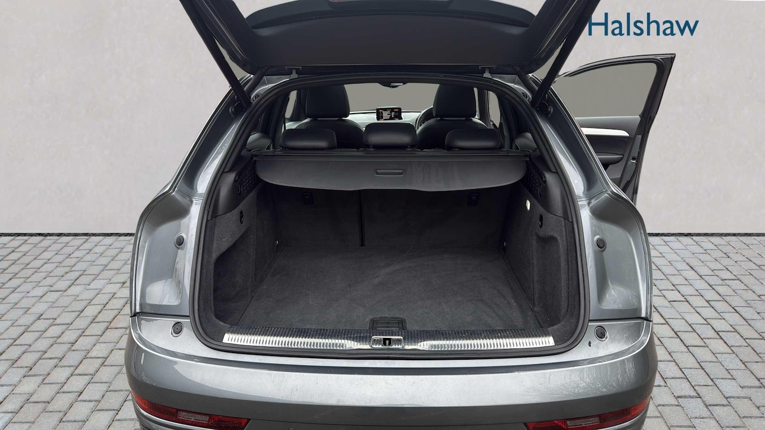 Used Audi Q3 2015 for sale - 78010390: Photo 2