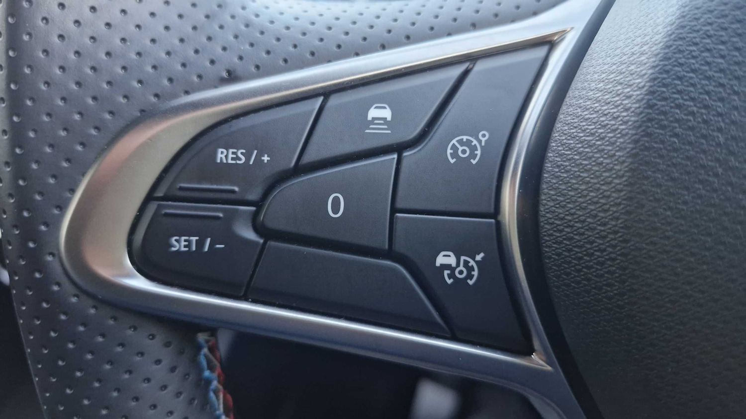 Used Renault Clio 2025 for sale - 76648941: Photo 20