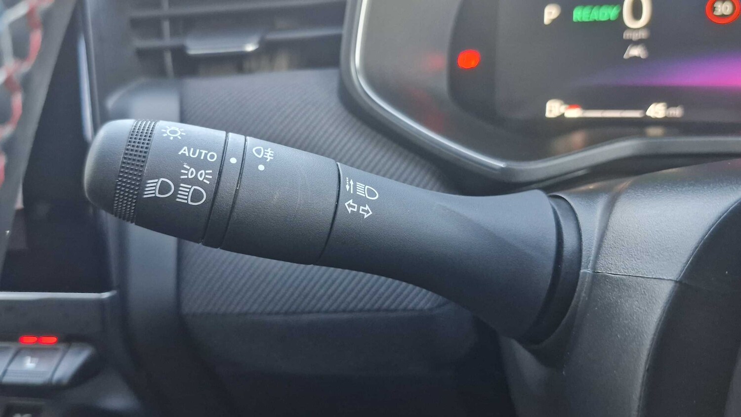 Used Renault Clio 2025 for sale - 76648941: Photo 22