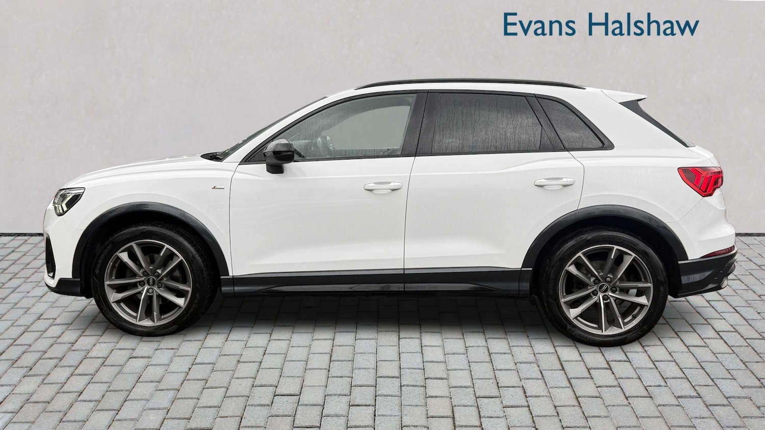 Used Audi Q3 2021 for sale - 77294330: Photo 11