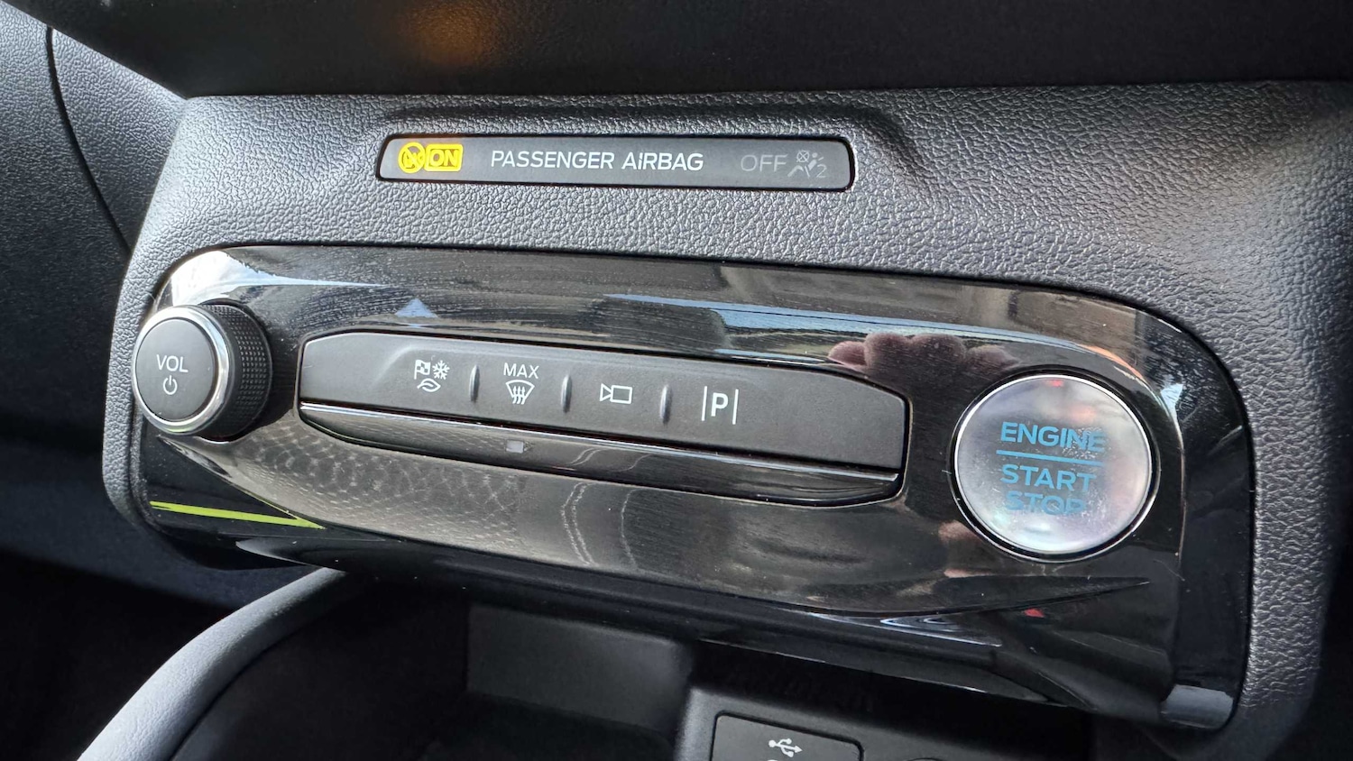 Used Ford Kuga 2024 for sale - 76125975: Photo 18