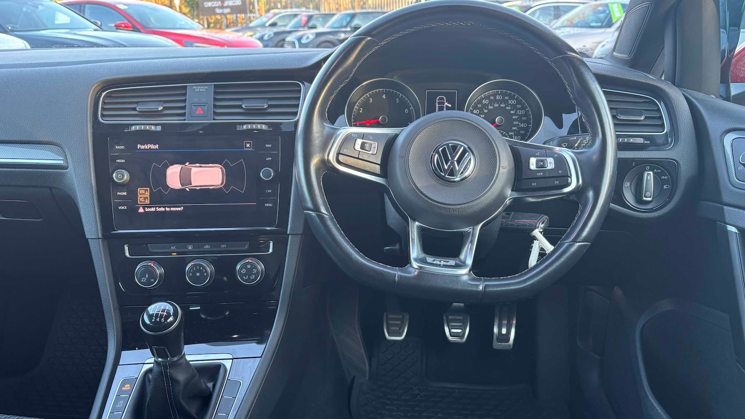 Used Volkswagen Golf 2018 for sale - 77648857: Photo 16