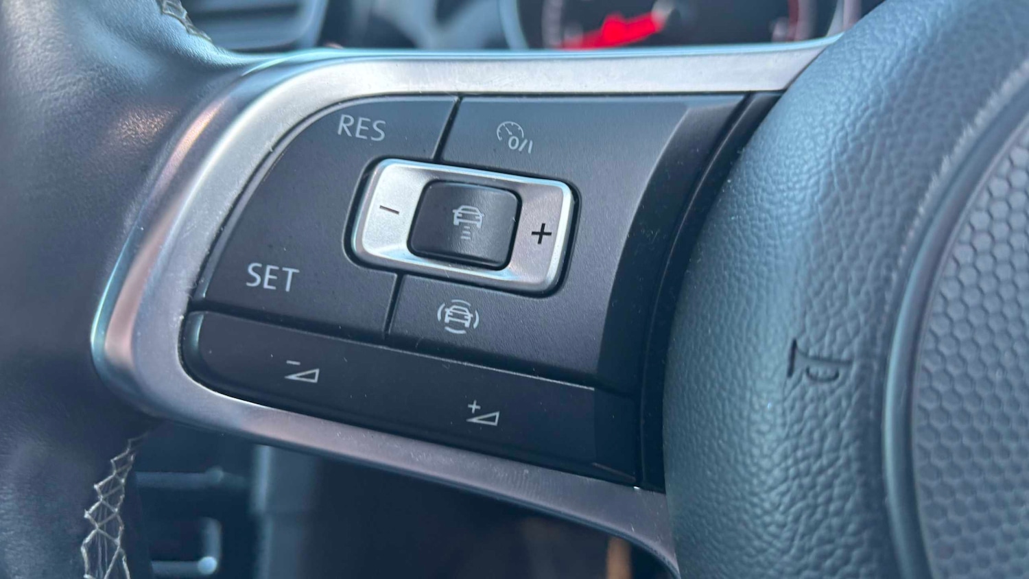 Used Volkswagen Golf 2018 for sale - 77648857: Photo 22