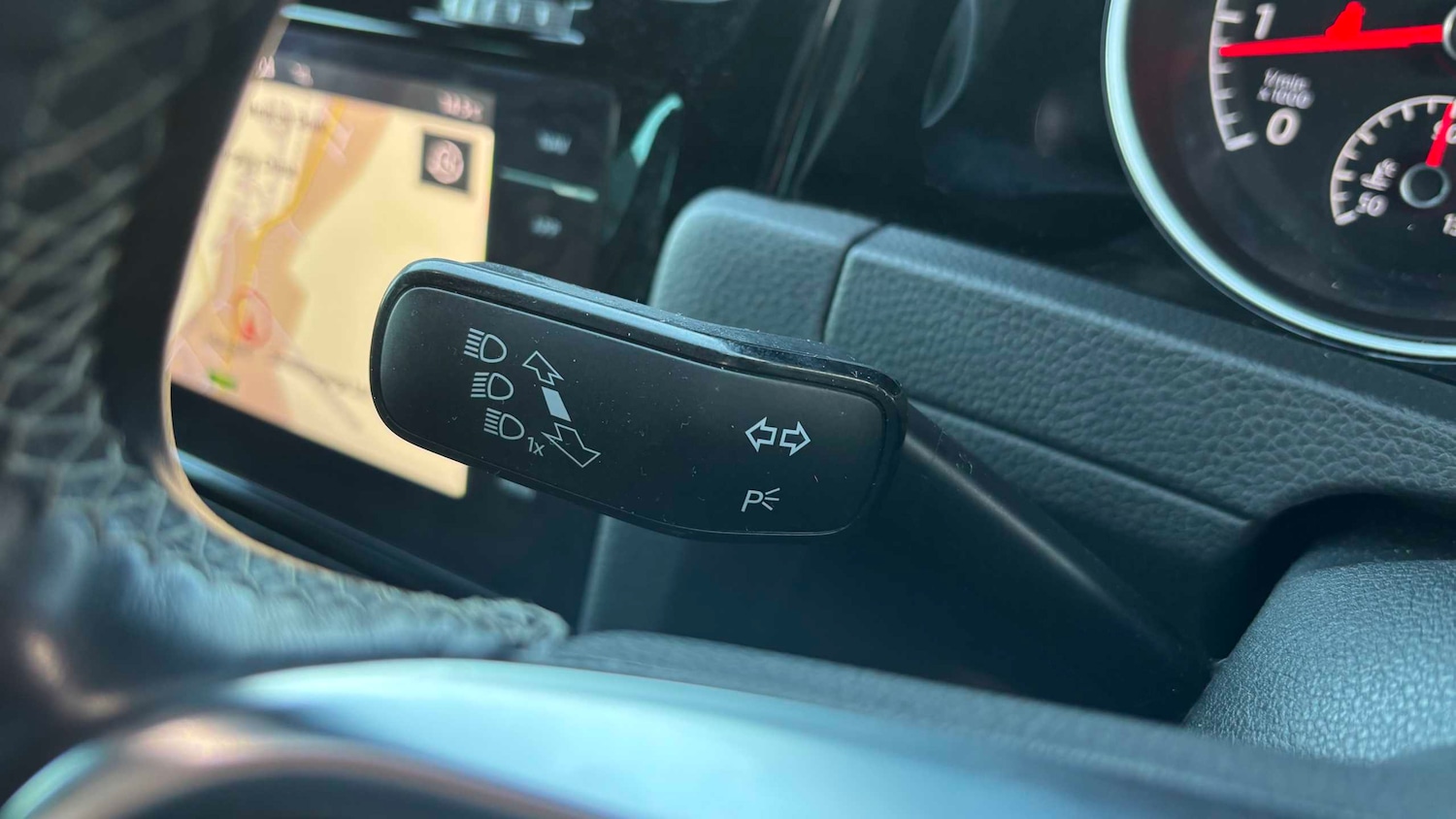 Used Volkswagen Golf 2018 for sale - 77648857: Photo 24