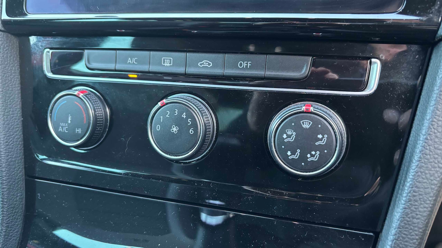 Used Volkswagen Golf 2018 for sale - 77648857: Photo 26